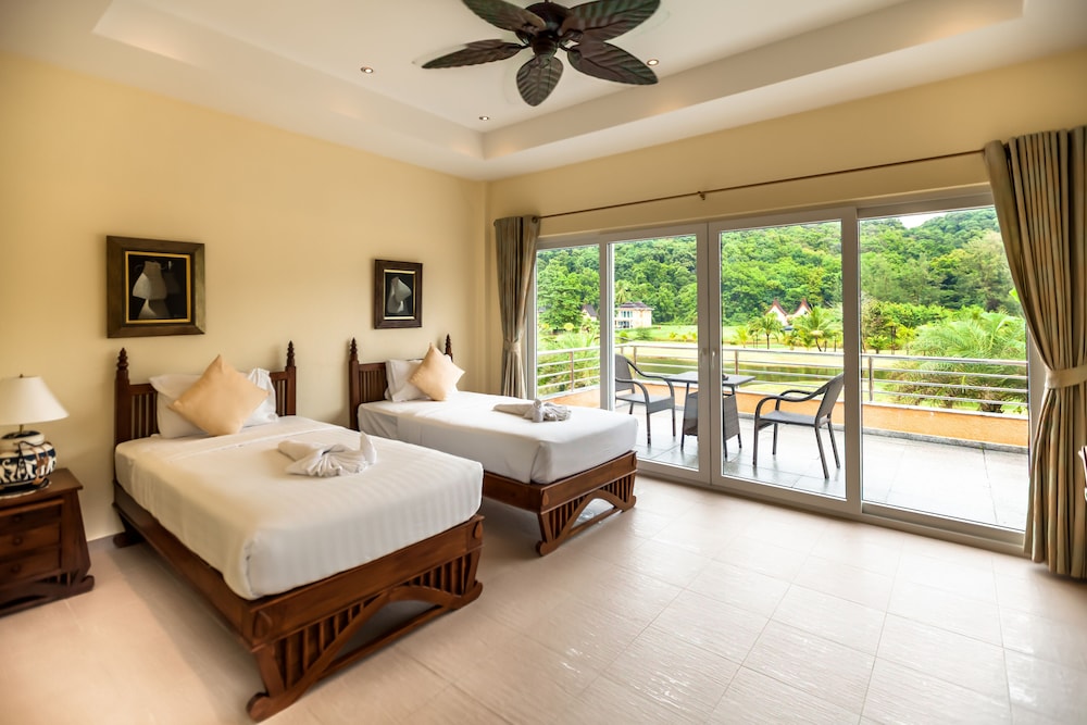 Little Sunshine Boutique Beach Resort & Spa 24/46