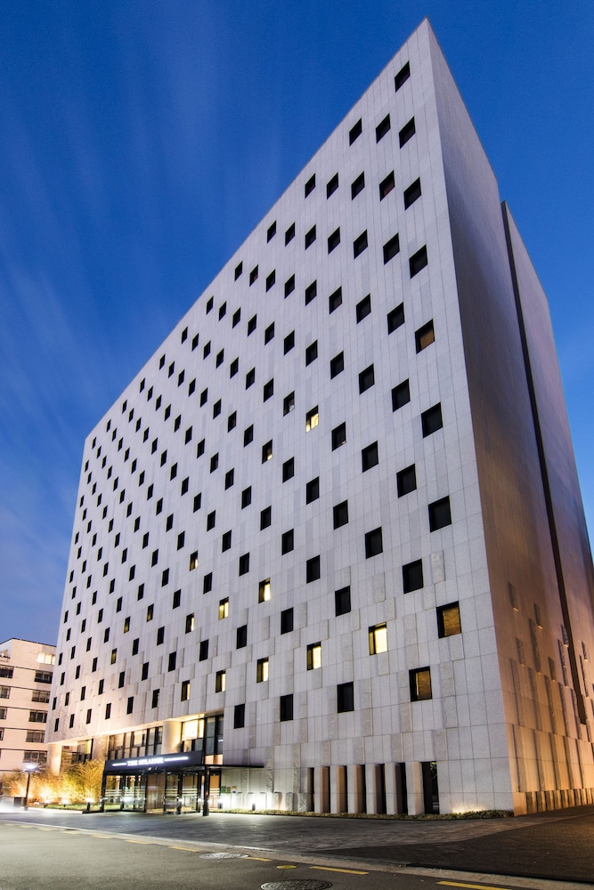 Sotetsu Hotels The Splaisir Seoul Myeongdong in SEOUL