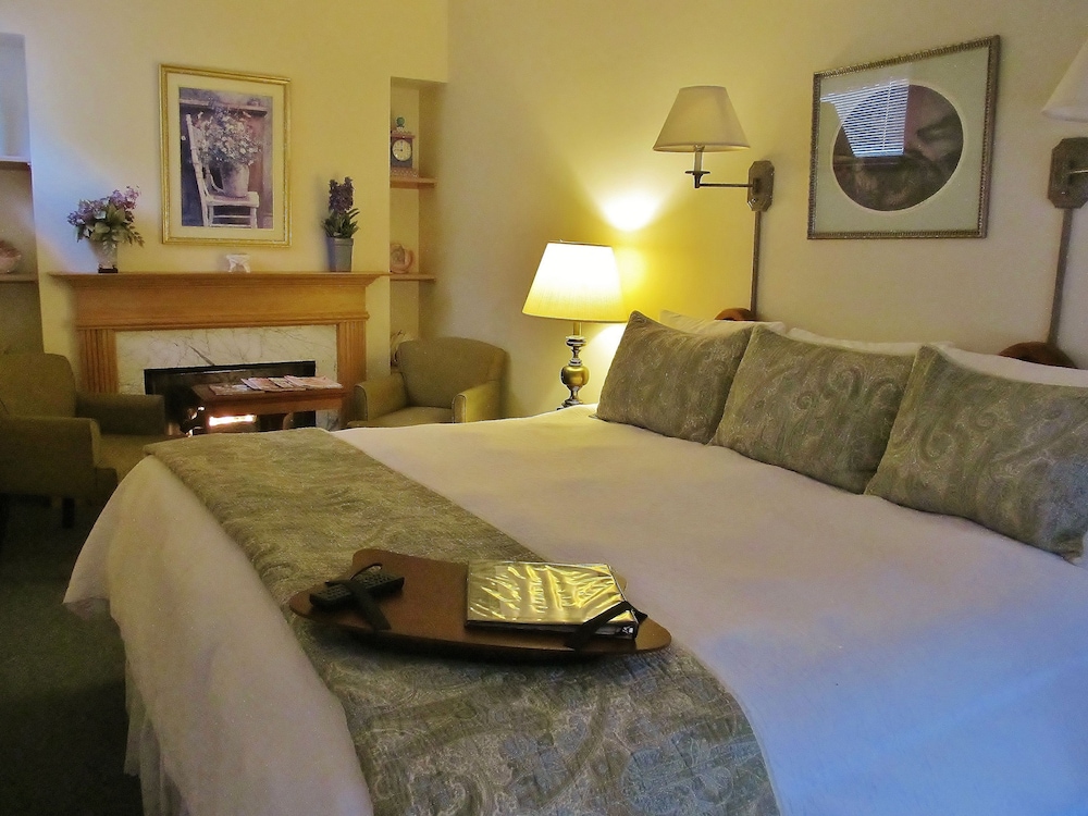 Chambery Inn 42/72
