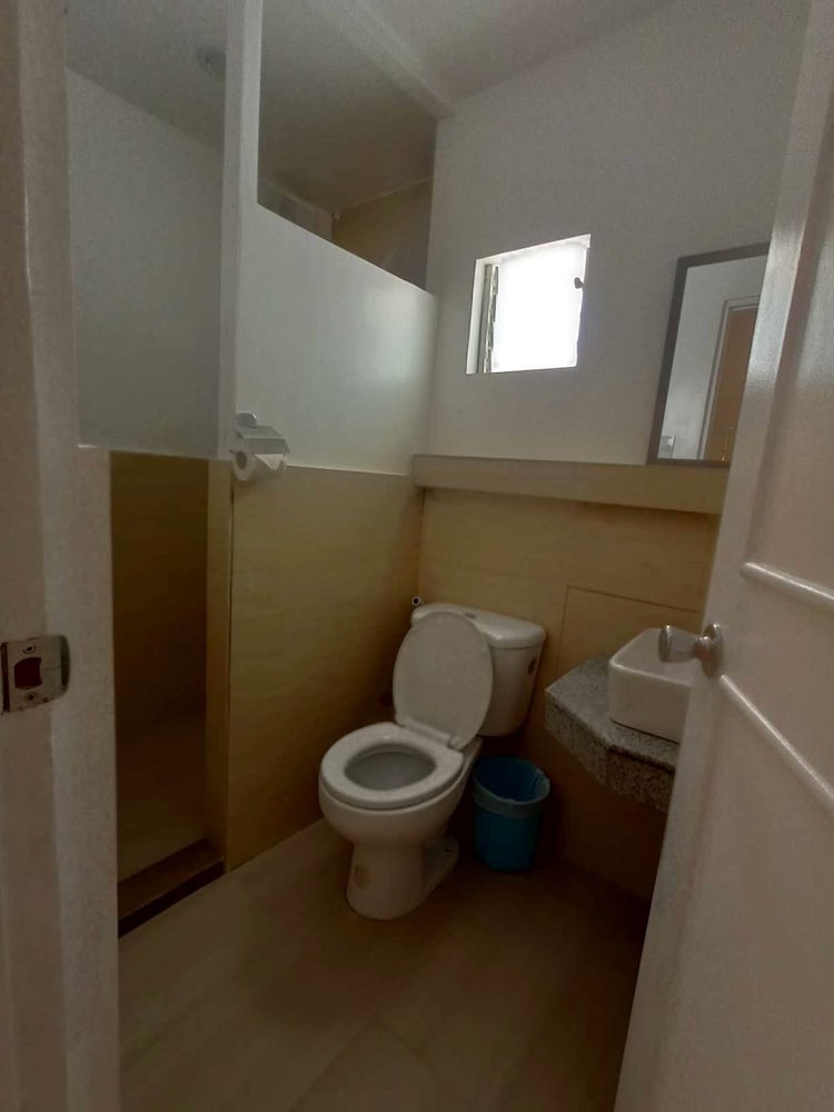 Heartland Hotel Service Rooms And Apartments 46/48