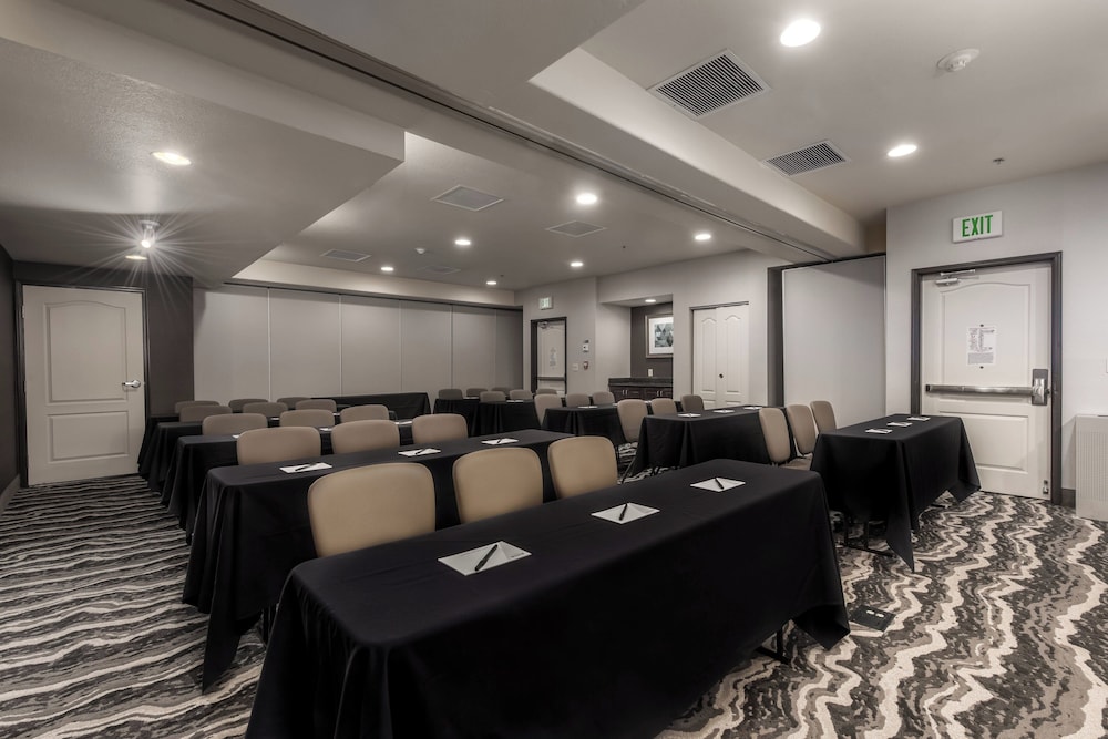 Staybridge Suites Salt Lake-West Valley City 56/70