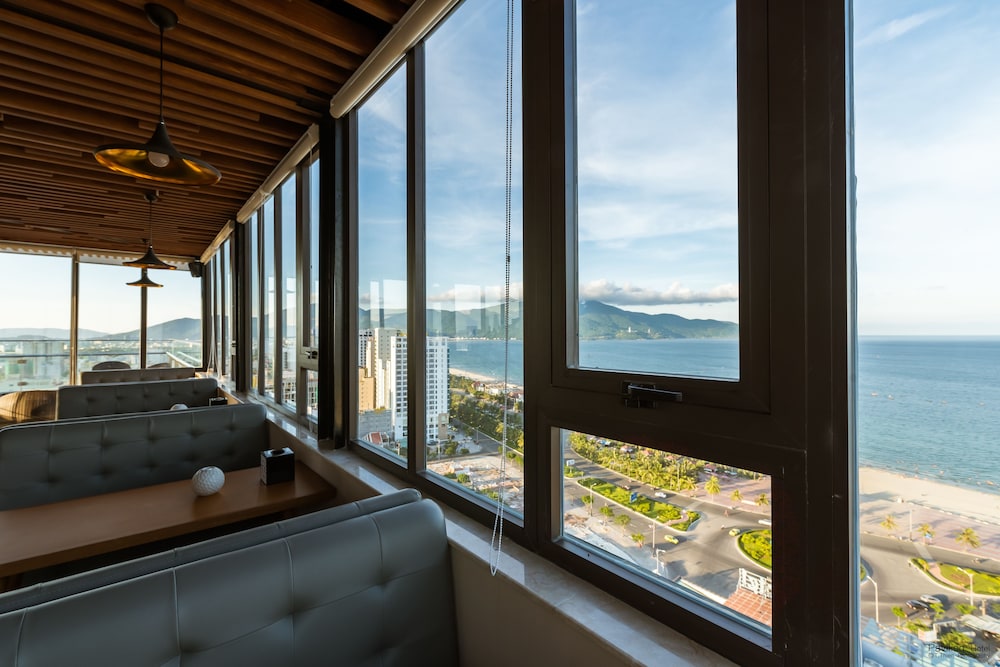Pavilion Hotel Da Nang 41/77