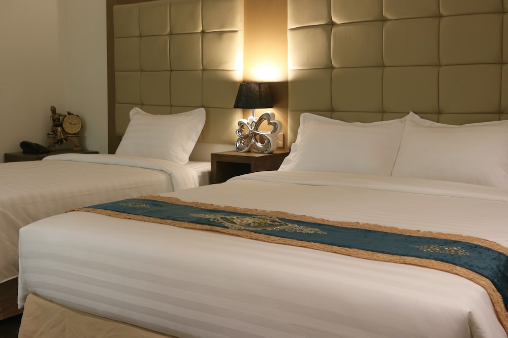 Blue Diamond Luxury Hotel 13/72