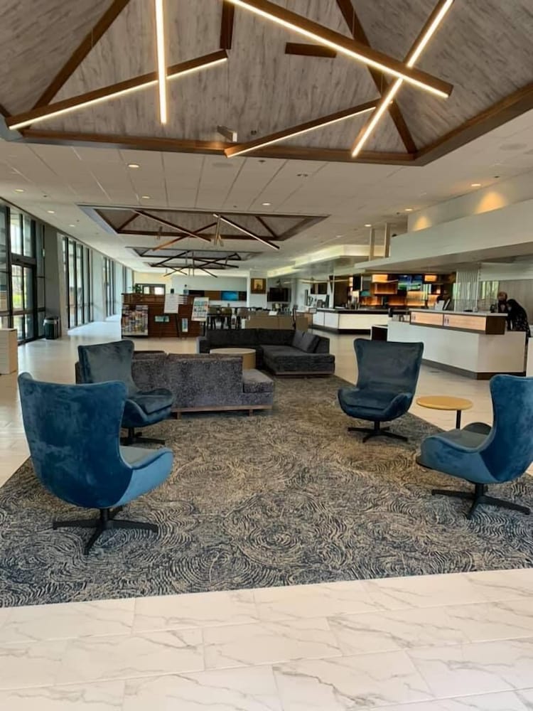 Holiday Inn Portland Columbia Riverfront An Ihg Hotel 8/53