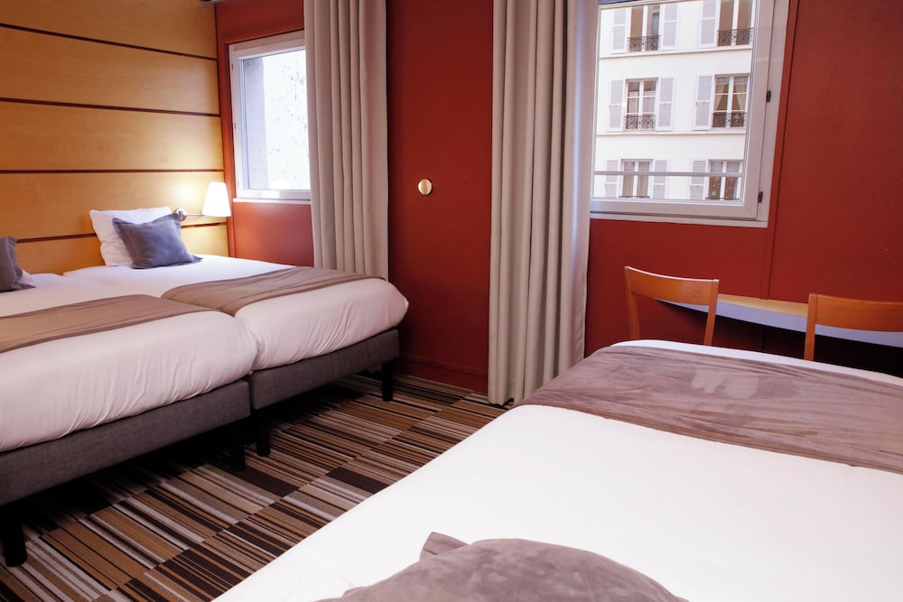 ROOM, TRIPLE