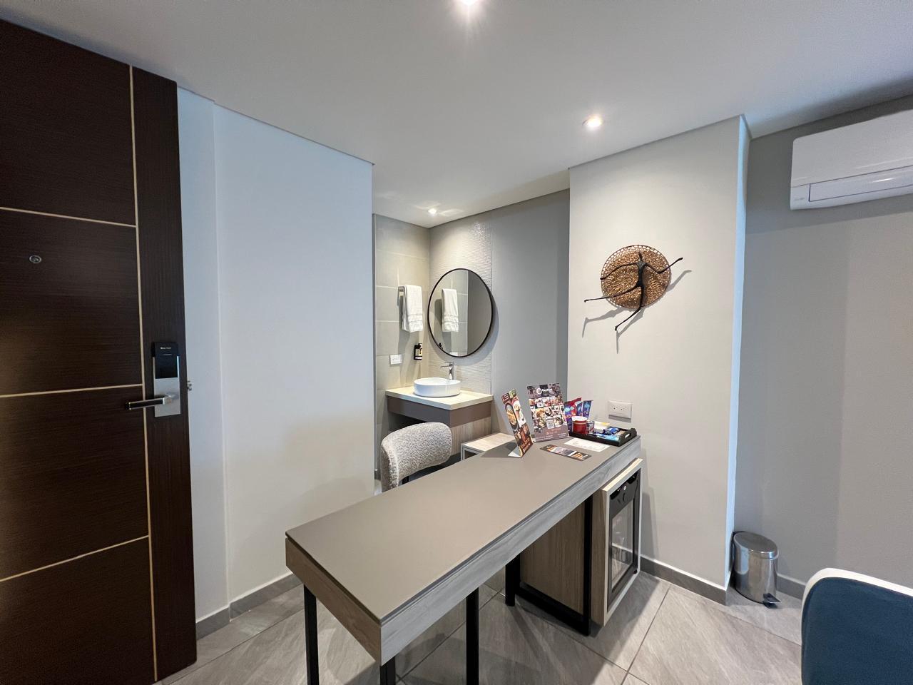 غرفة قياسية ثلاثية بإطلالة، Zione Luxury Hotel Pereira 6/6