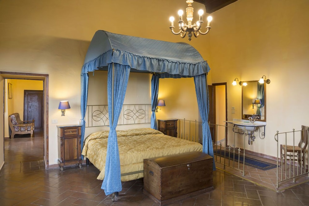 VILLA GRASSINA 8/50