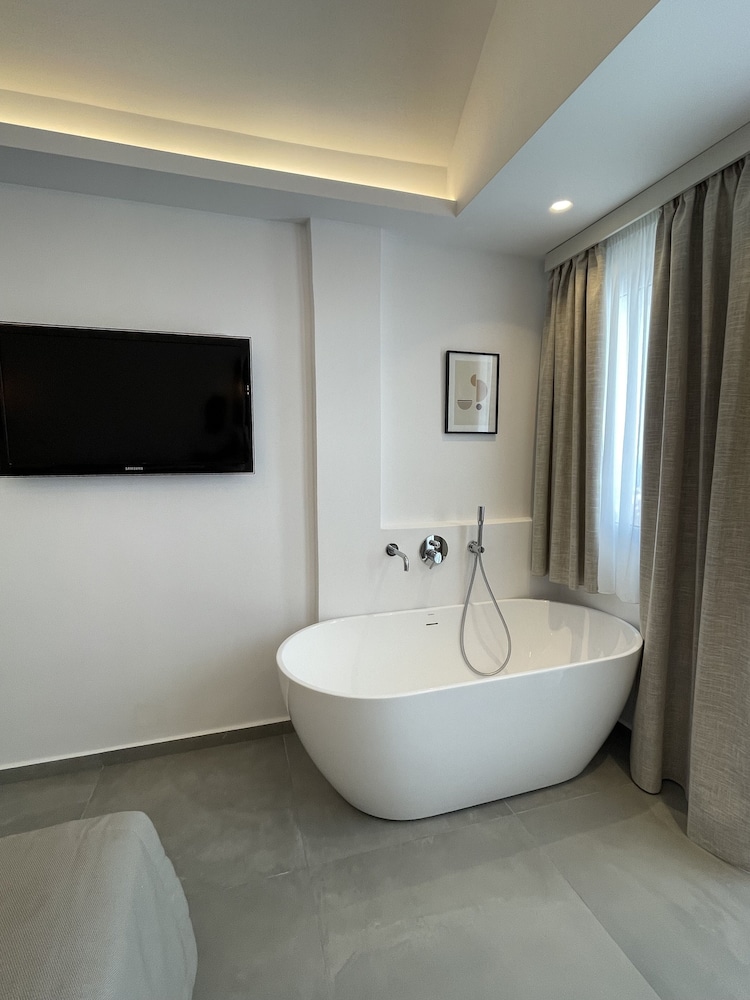 Galatia Villas 52/66