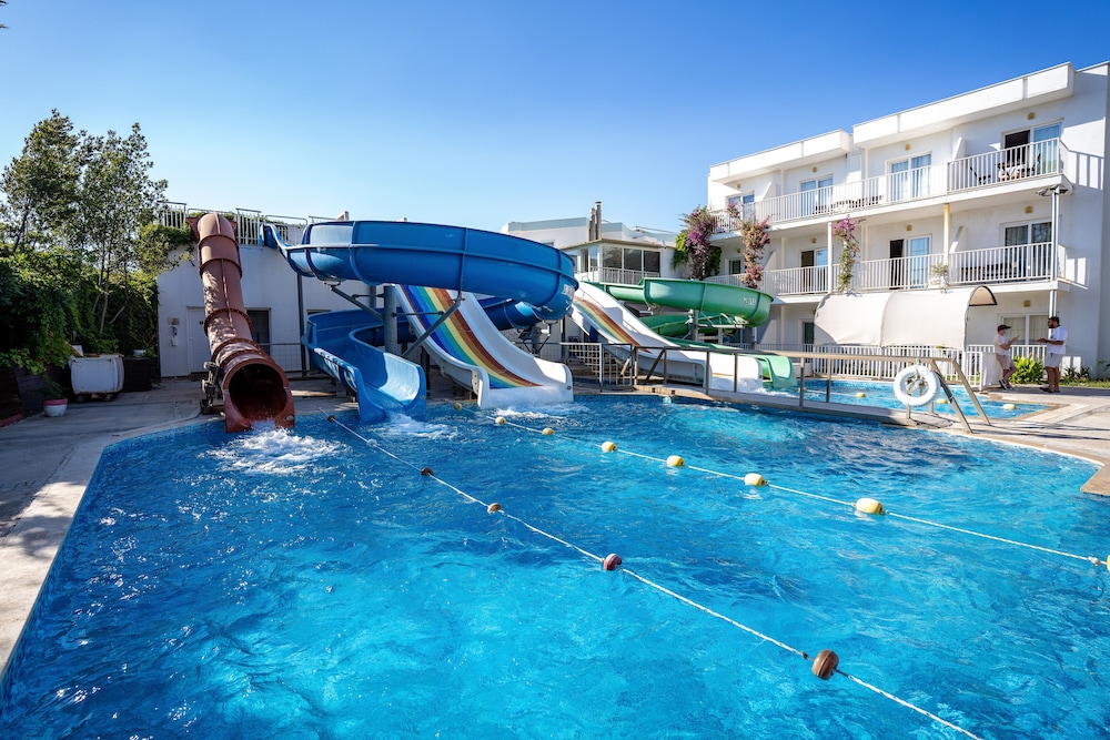 Bodrum Beach Resort 7/65