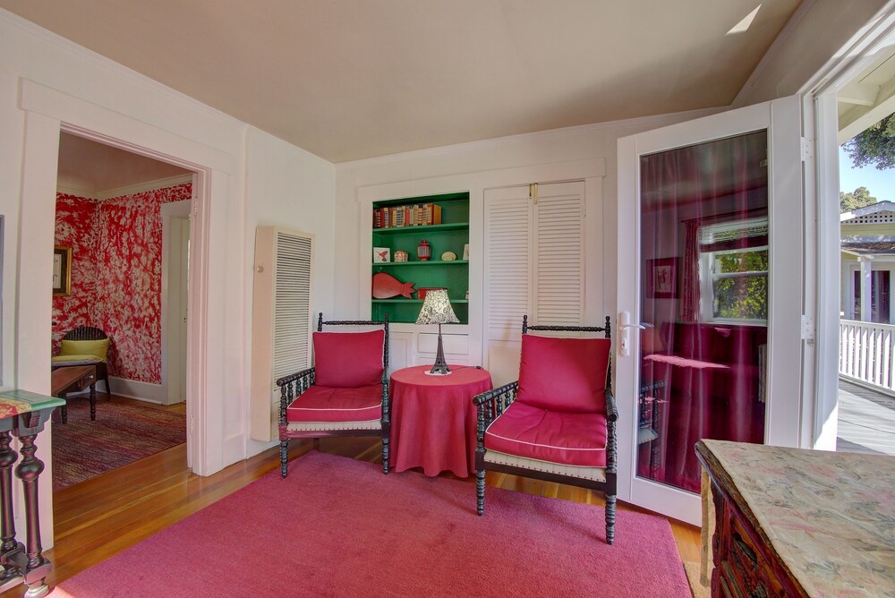 Secret Garden Inn 47/73