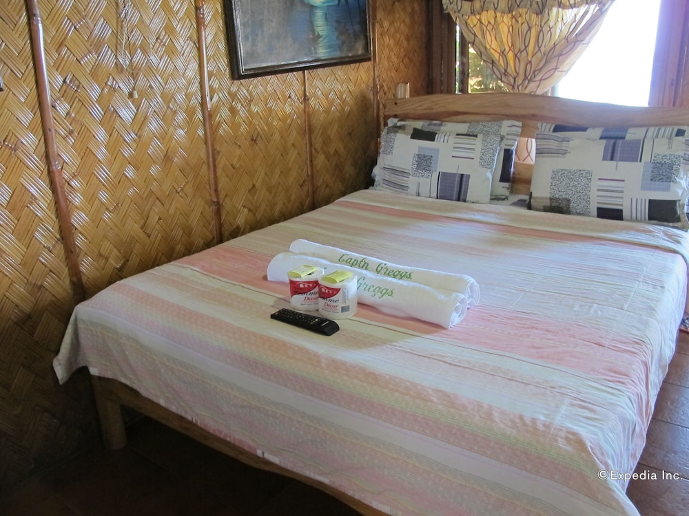 DELUXE, DOUBLE BED
