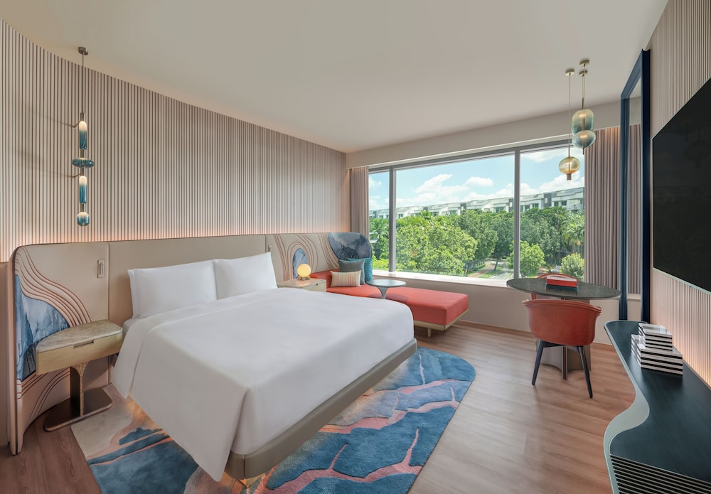 Wonderful, King Bed, Island View
