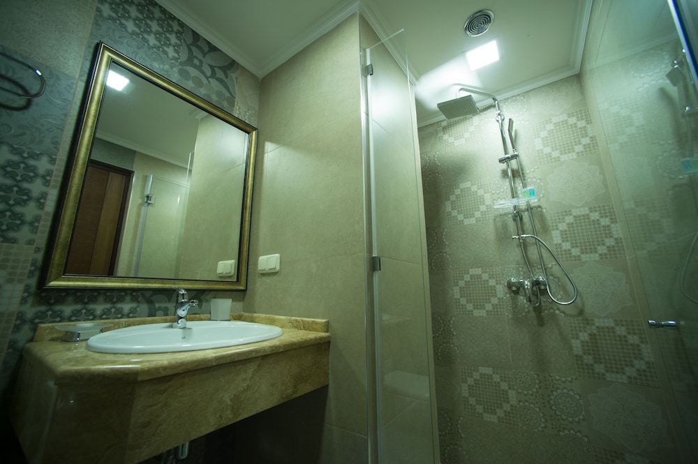 Boulevard Hotel 40/41