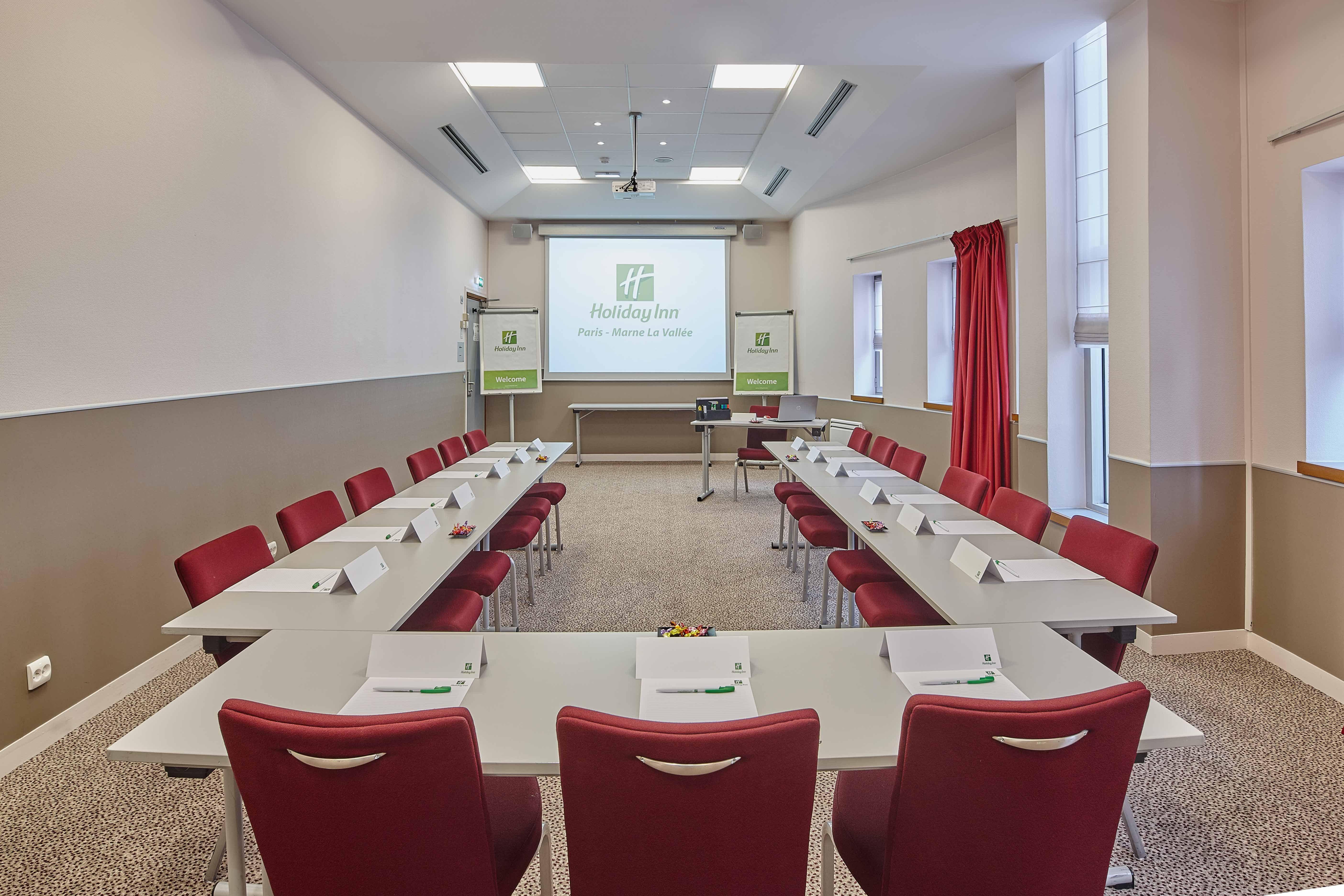 HOLIDAY INN PARIS MARNE LA VALLEE 44/50