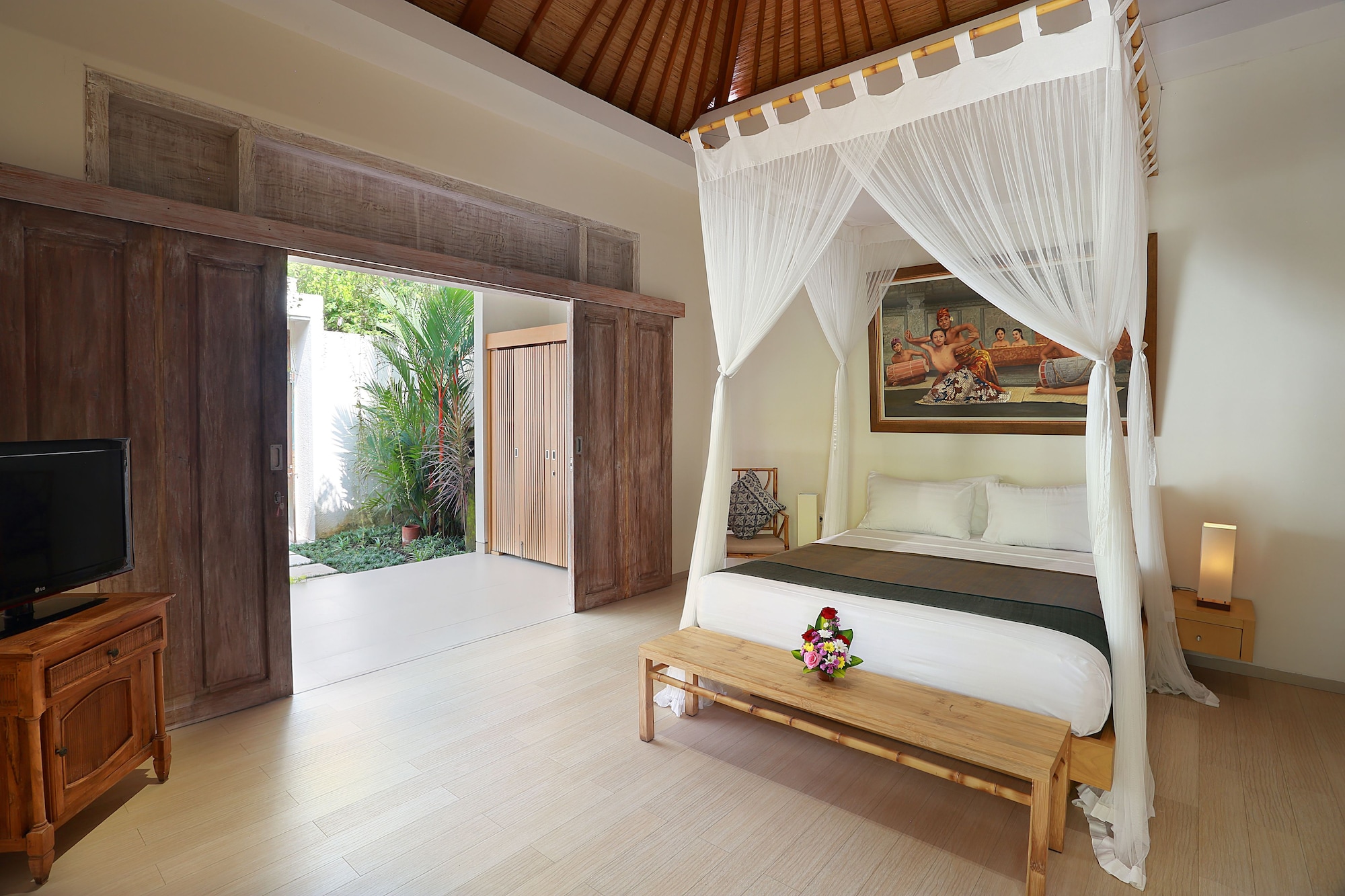 1 BEDROOM, VILLA, PRIVATE POOL