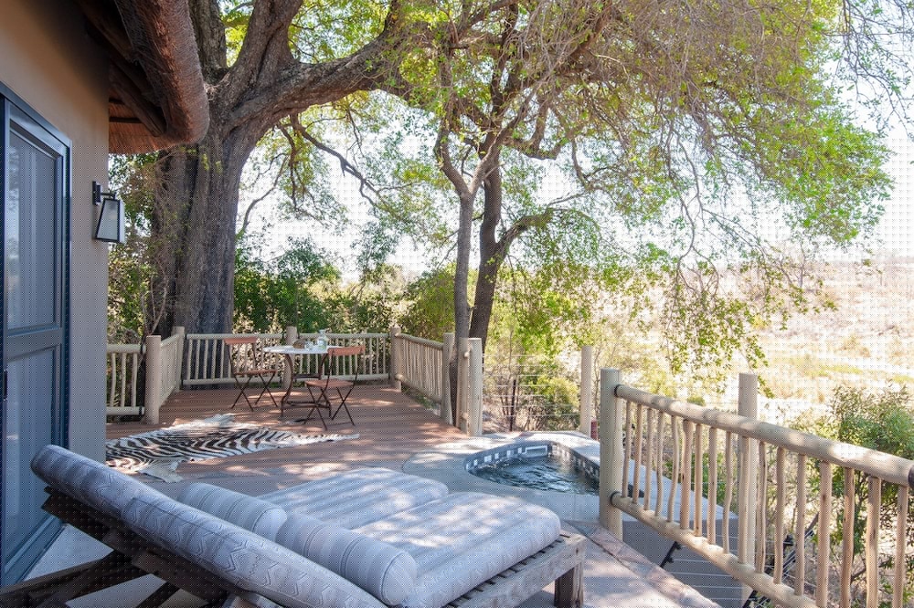 Jock Safari Lodge 7/56