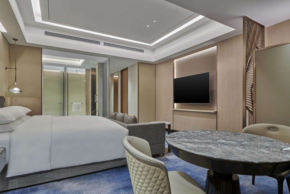 Hilton Yancheng 6/43