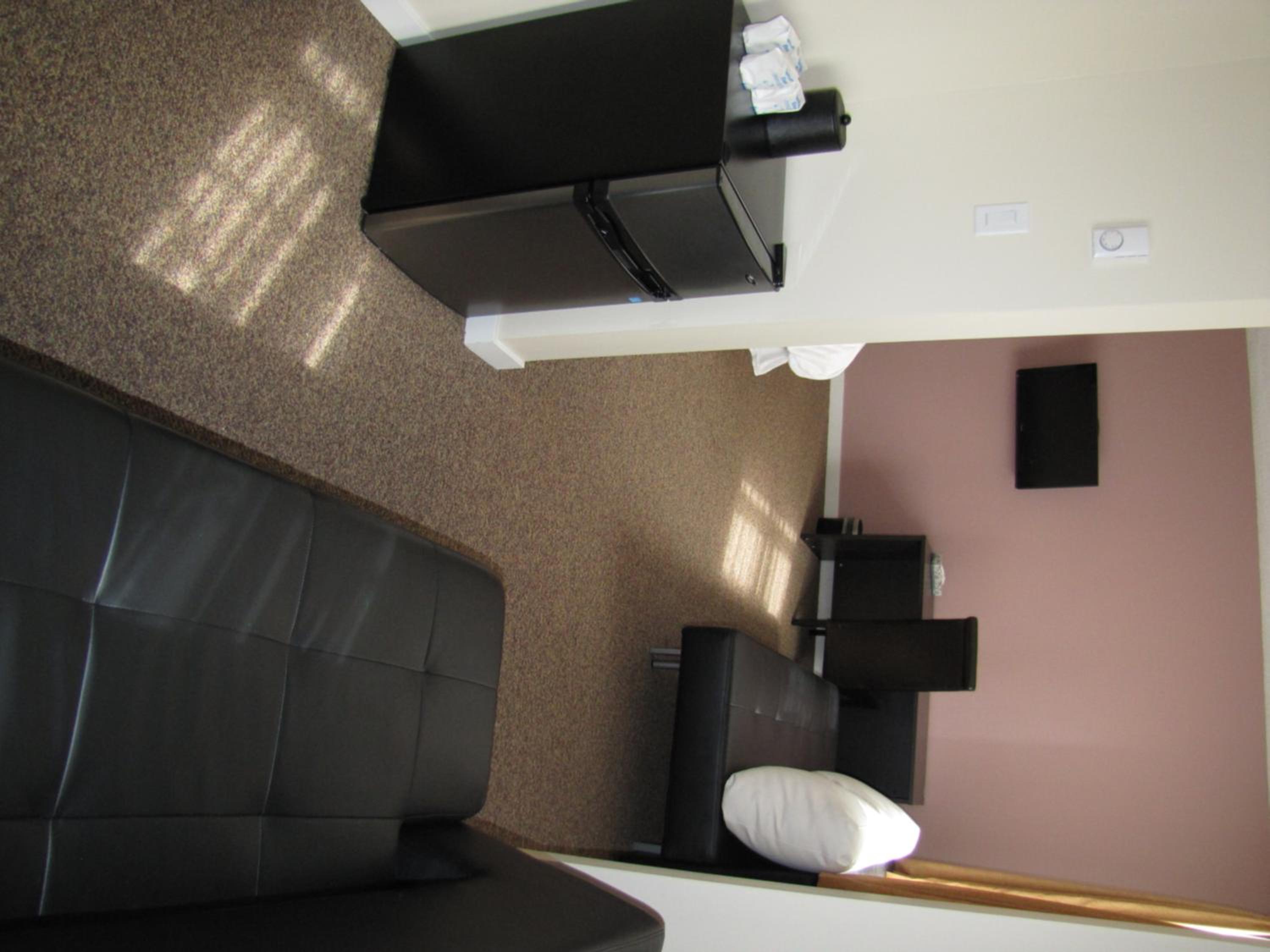 Barclay Hotel 32/41