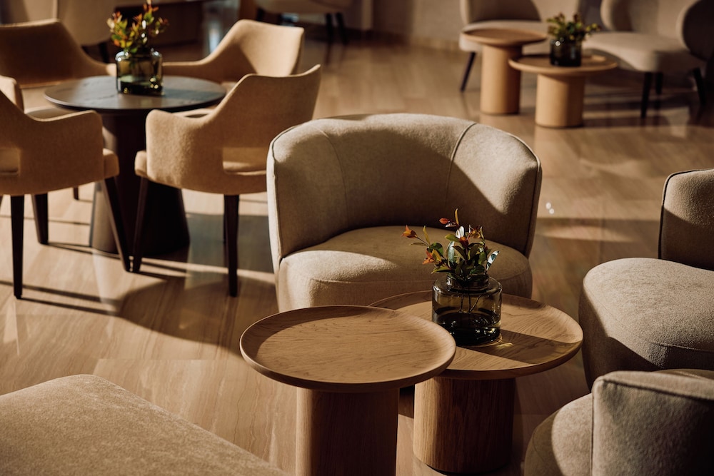 Alion Beach Hotel 52/70