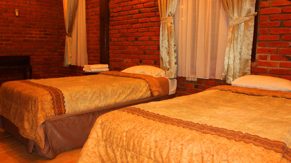 Jambuluwuk Convention Hall And Resort Puncak 29/56