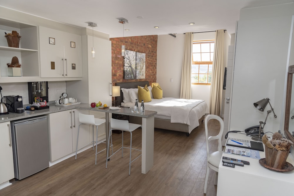 THE TURBINE BOUTIQUE HOTEL AND SPA 43/71