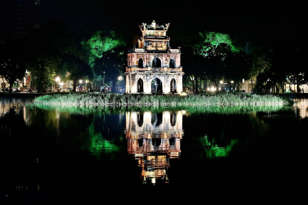 Hanoi Imperial Hotel 70/74