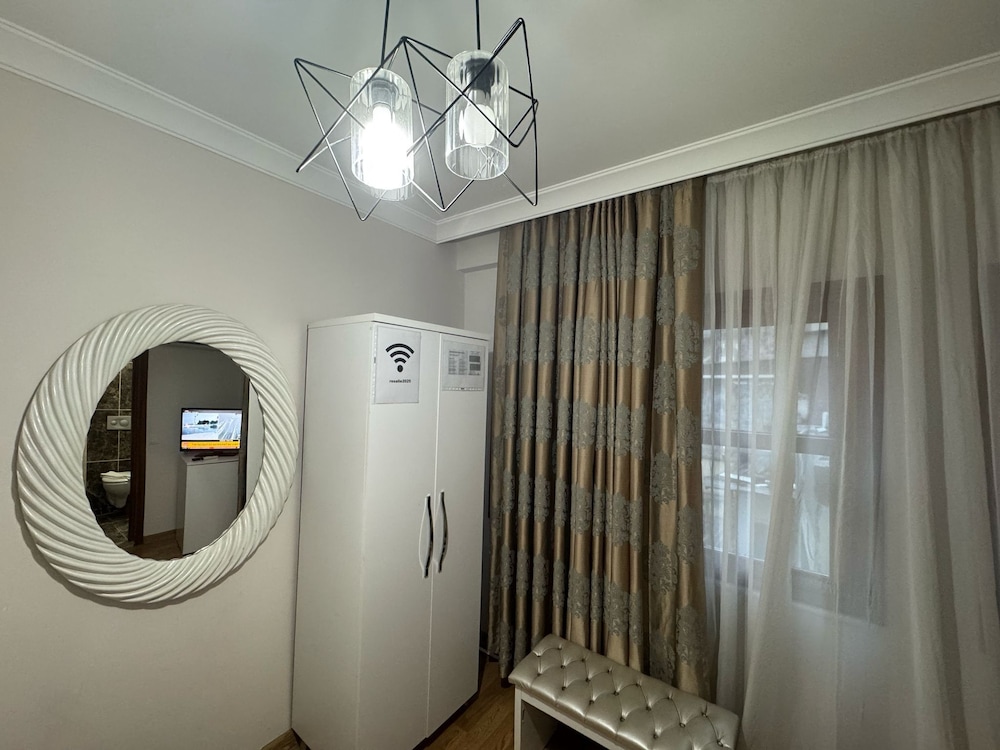 Saint George Boutique House 35/66