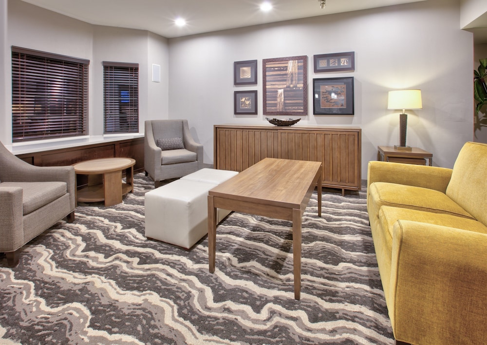 Staybridge Suites Plano - Richardson Area 49/70