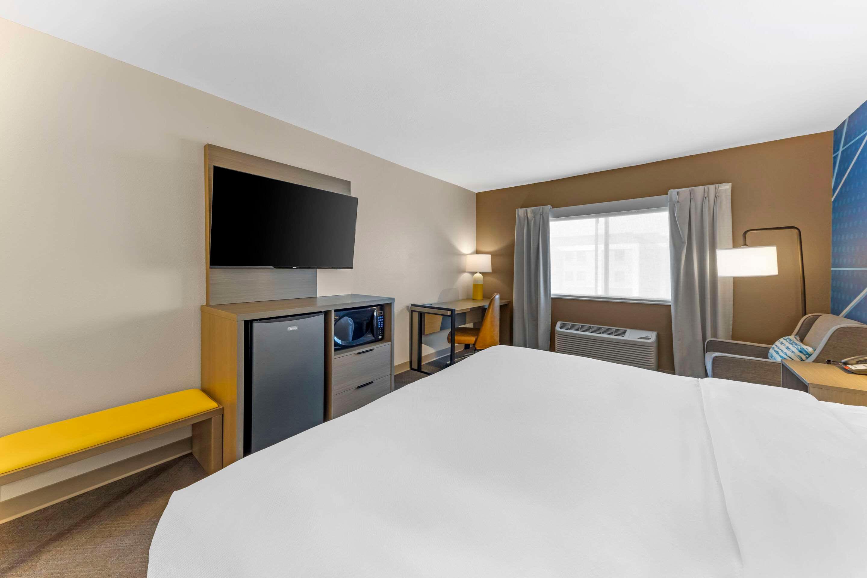 غرفة بسرير كينج، Comfort Inn & Suites Oklahoma City, OK 5/7