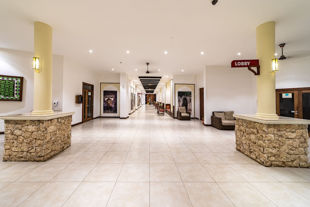 PRIDEINN PARADISE BEACH HOTEL AND SPA 14/79