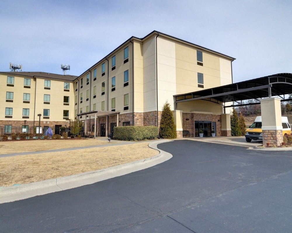 Comfort Inn and Suites Fort Smith I-540 3/47