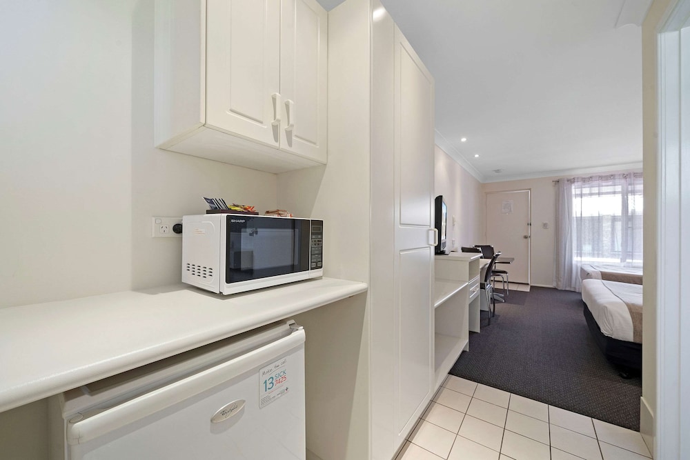 Comfort Inn Glenfield 25/31