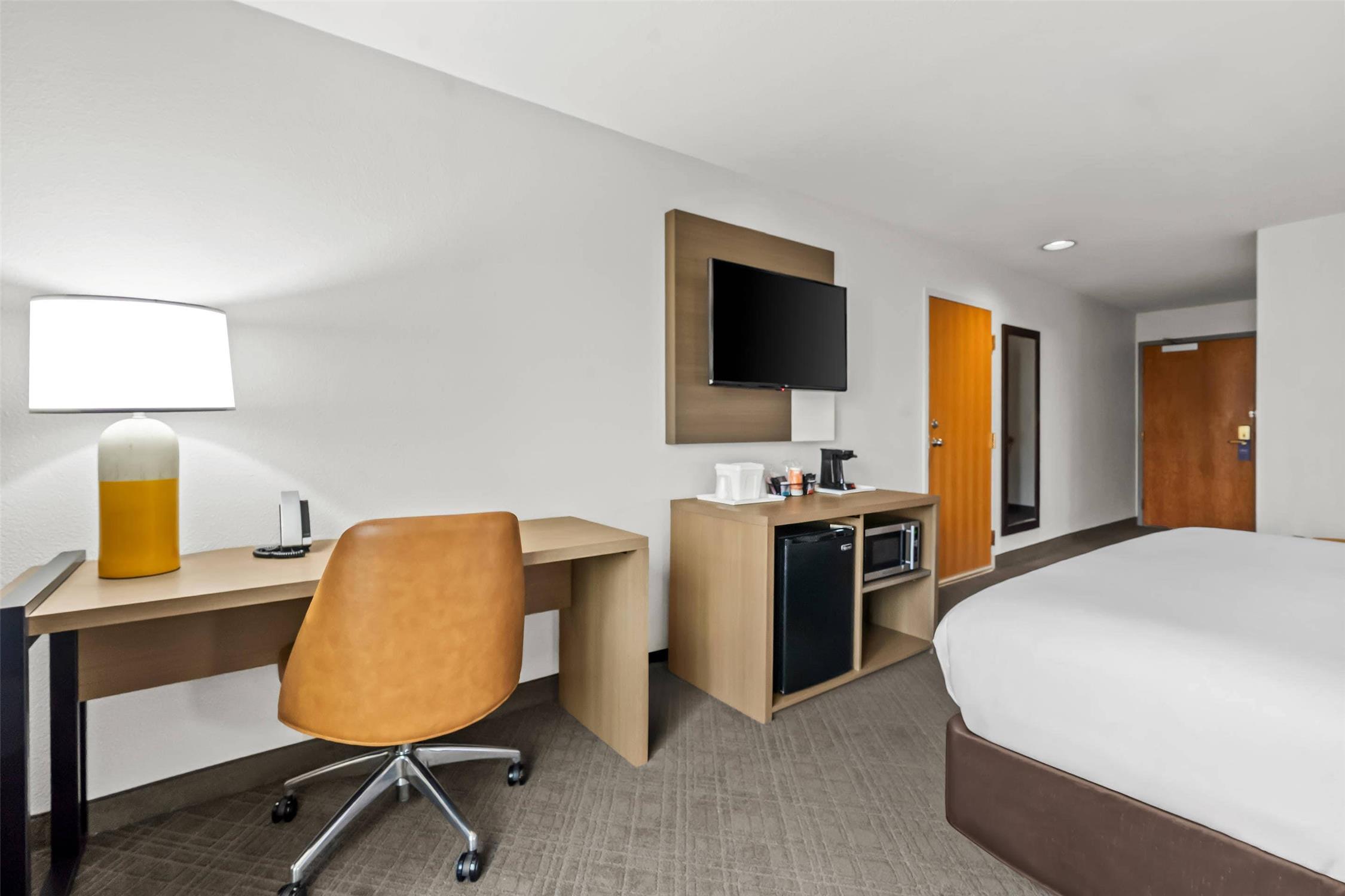 Comfort Inn South San Jose / Morgan Hill 4/11