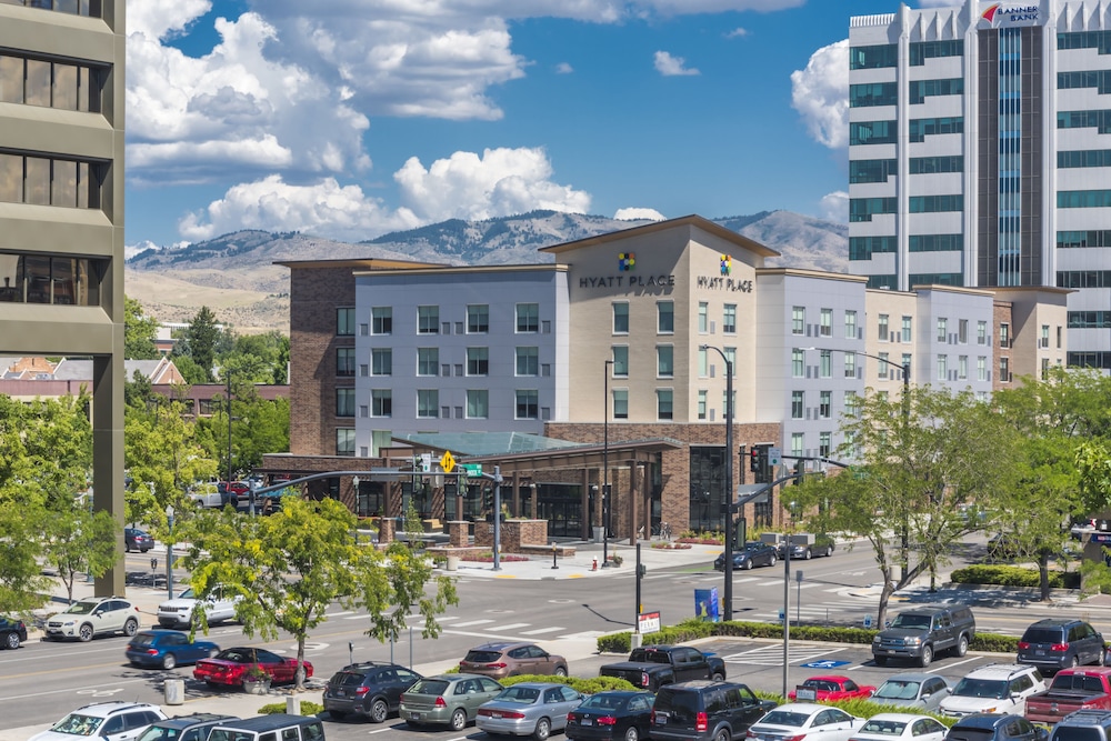 Hyatt Place Boise / Downtown 67/71
