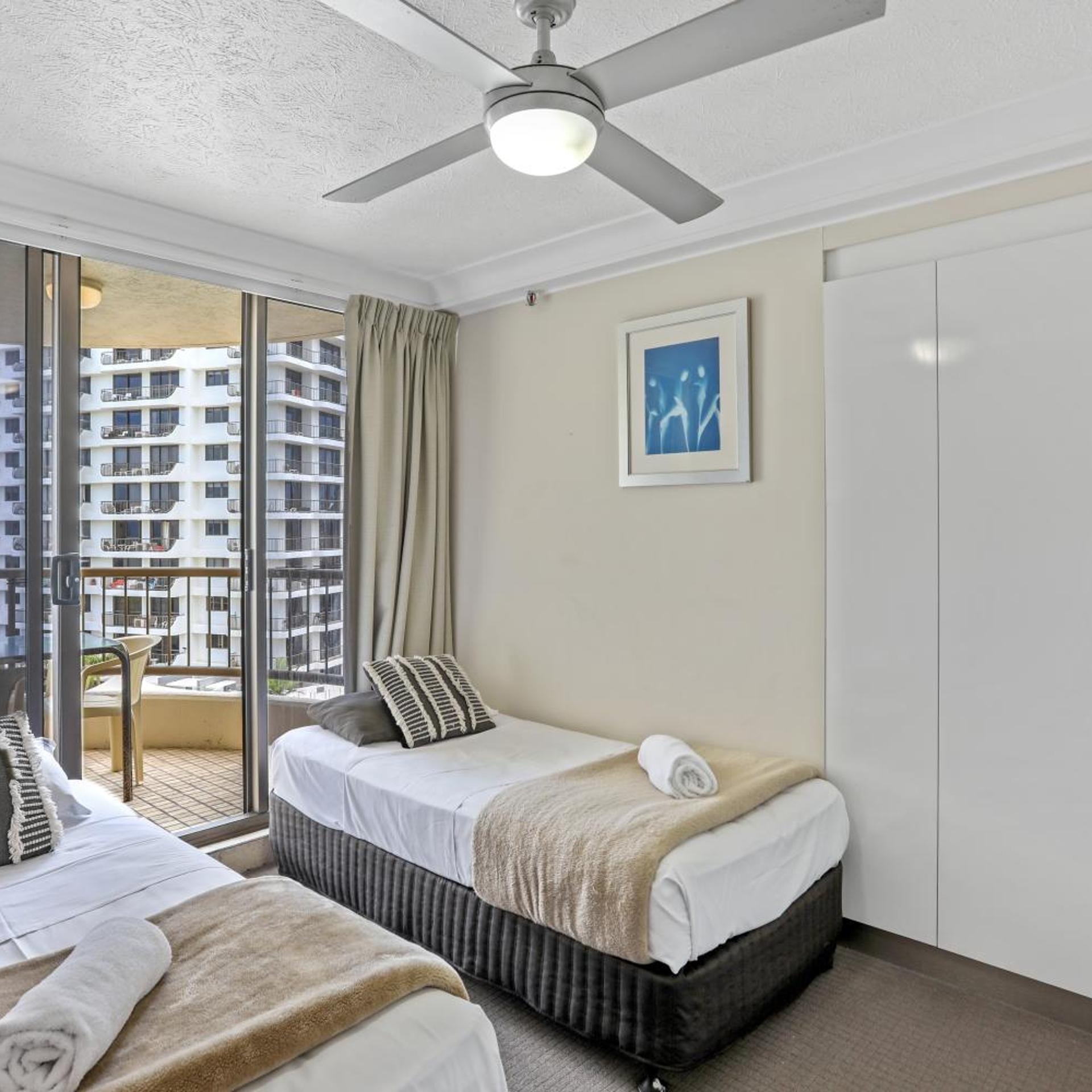 2 Bedrooms, Apartment, Partial Ocean View, Hinterland View