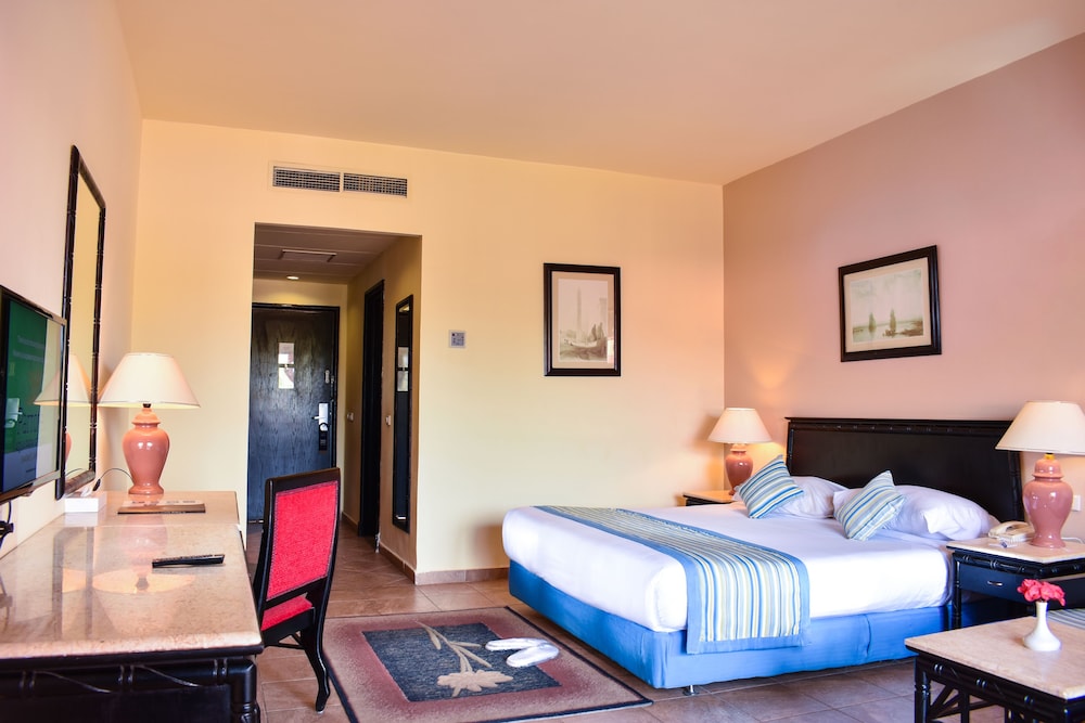 Parrotel Aqua Park Resort 12/55