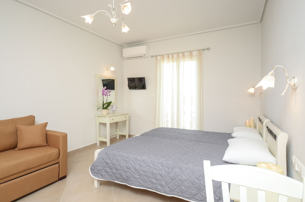 Perla Hotel 17/73