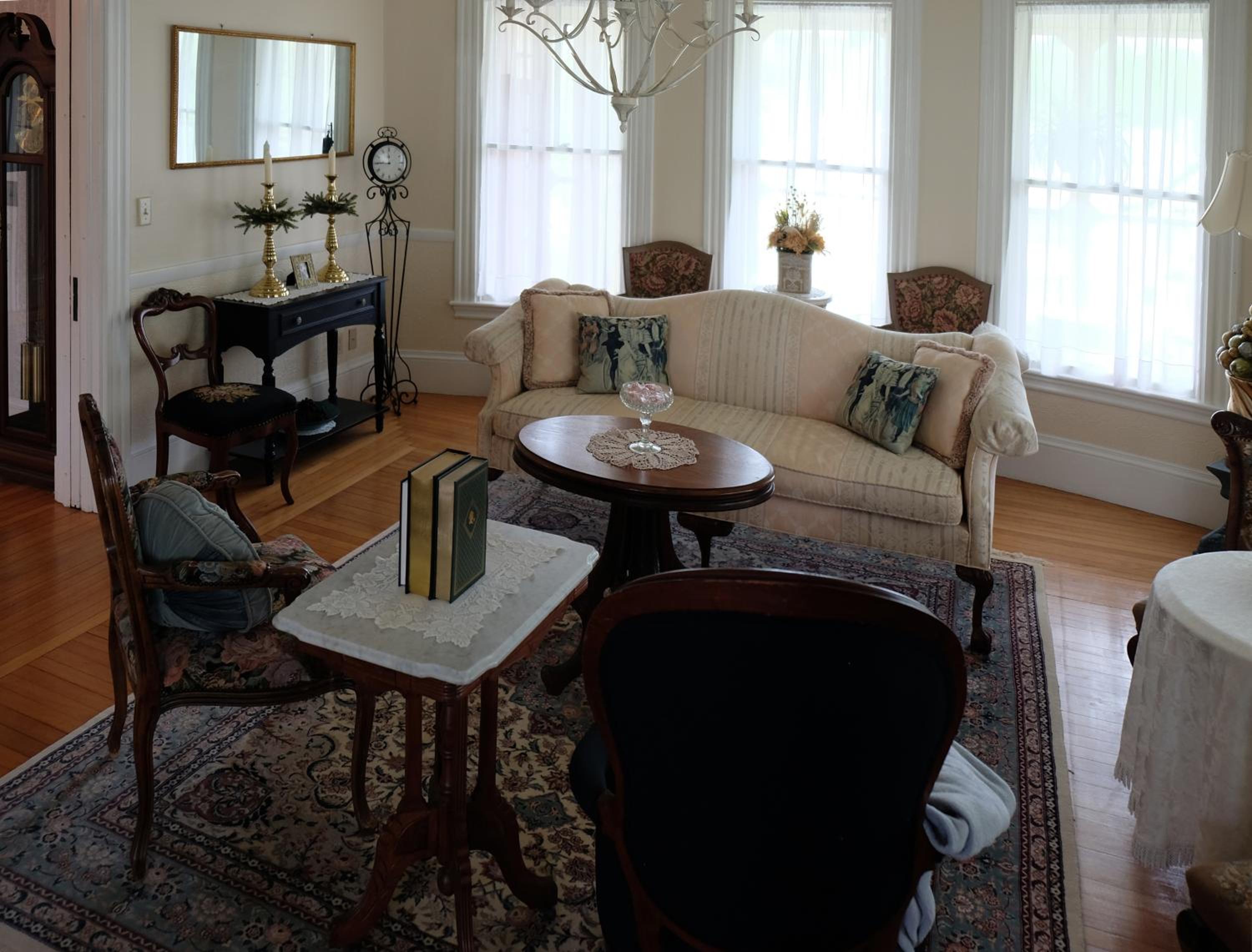 Guilford Bed and Breakfast 26/42