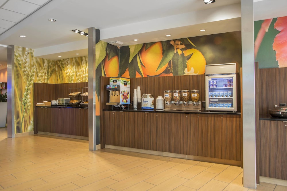 Fairfield Inn And Suites Waterloo Cedar Falls 5/34