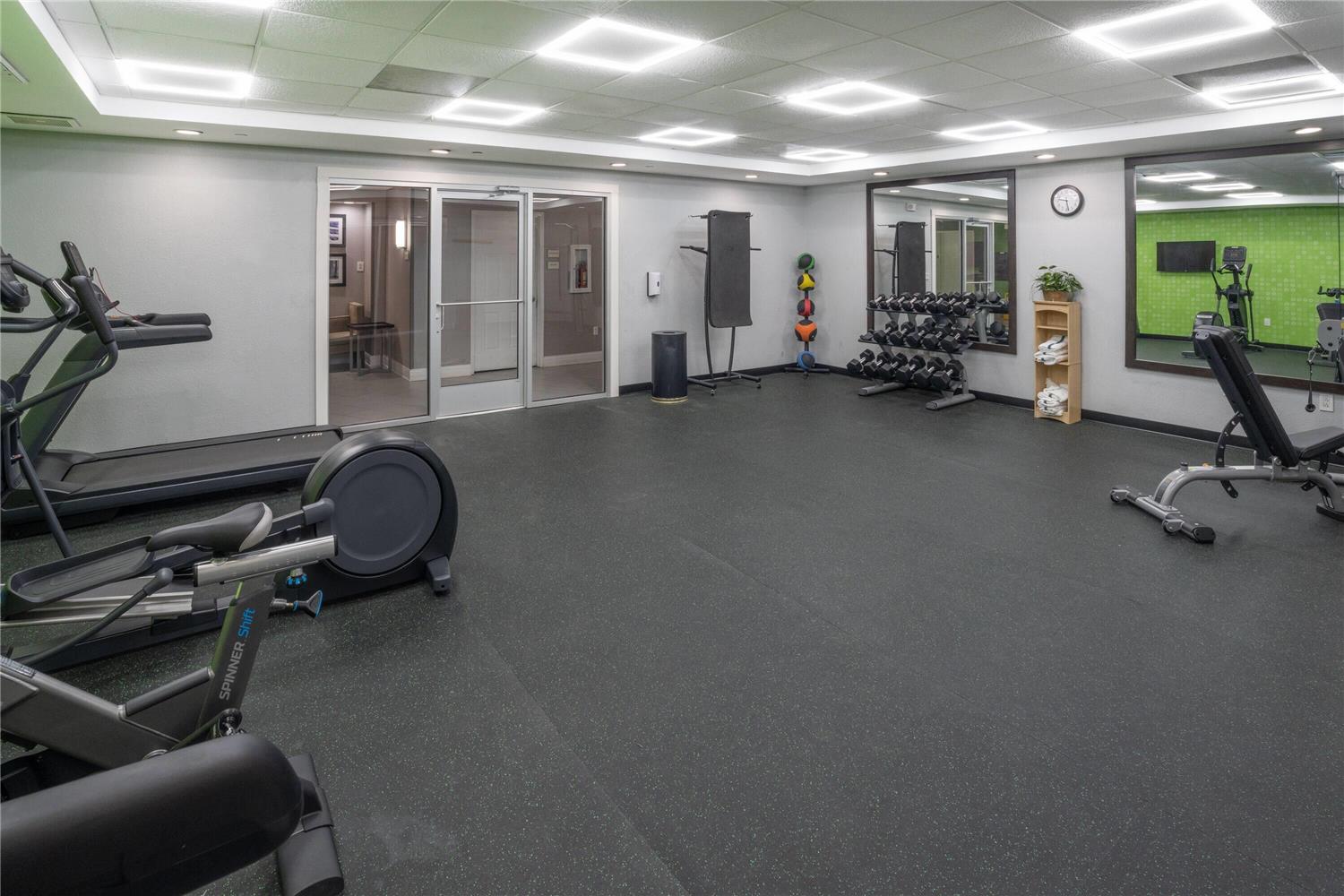 La Quinta Inn & Suites by Wyndham Birmingham Hoover 23/43