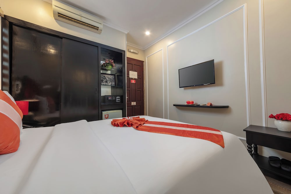 STANDARD, KING BED