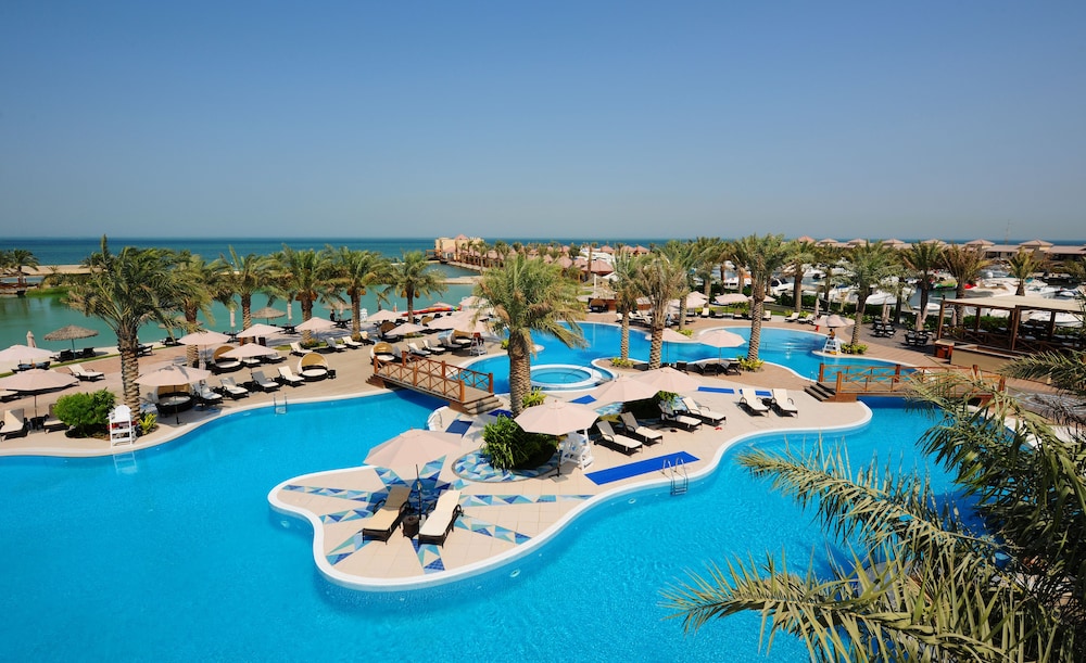 Al Bander Hotel & Resort 43/50