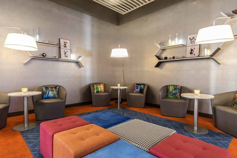 ALOFT NEWPORT ON THE LEVEE 12/59