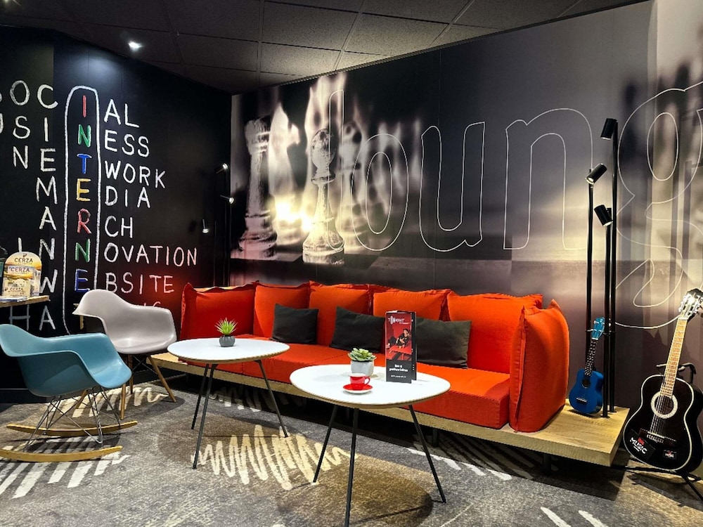 Ibis Hotel Alencon 32/45