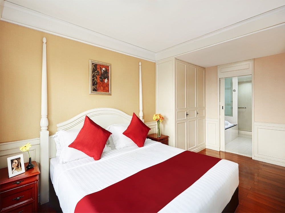 Centre Point Hotel Sukhumvit 10 28/114
