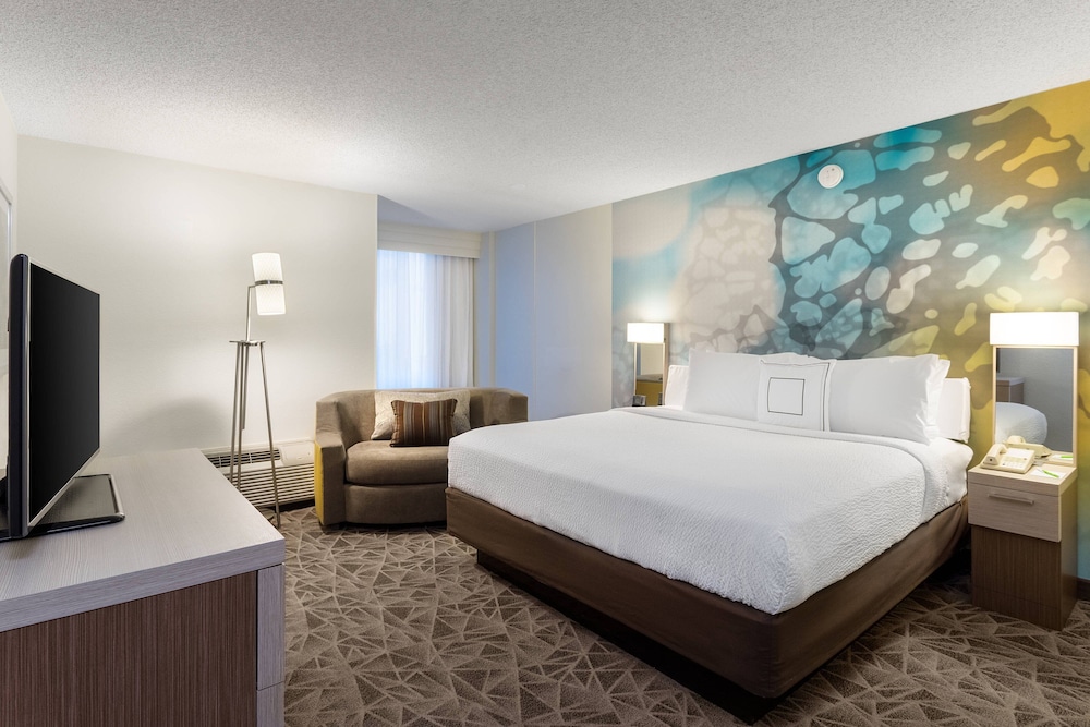 Courtyard By Marriott Miami Downtown 14/52