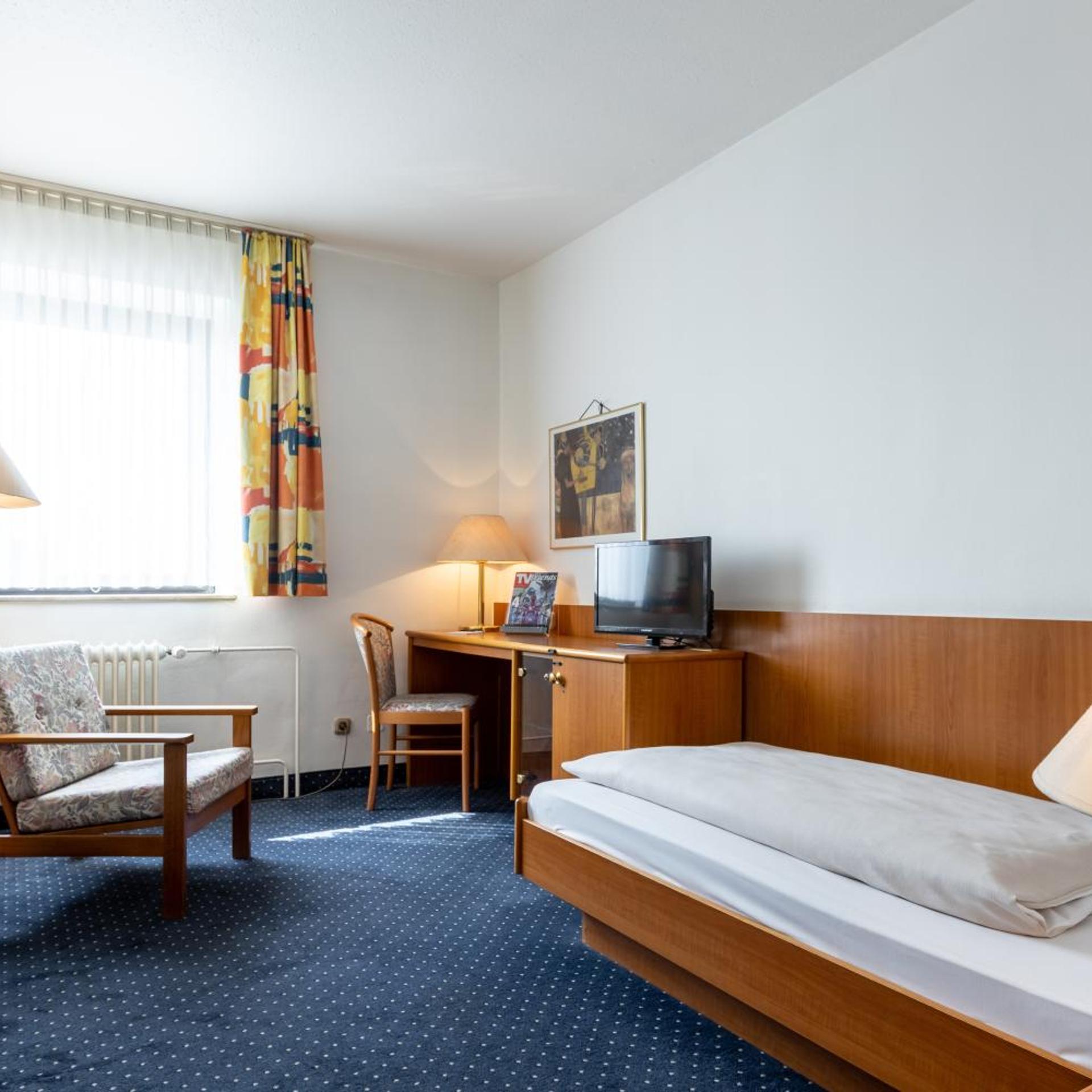Room, Single
