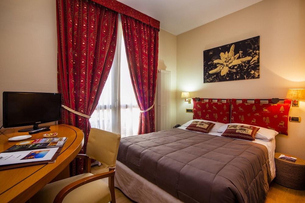 Paradise Hotel and Wellness 7/49