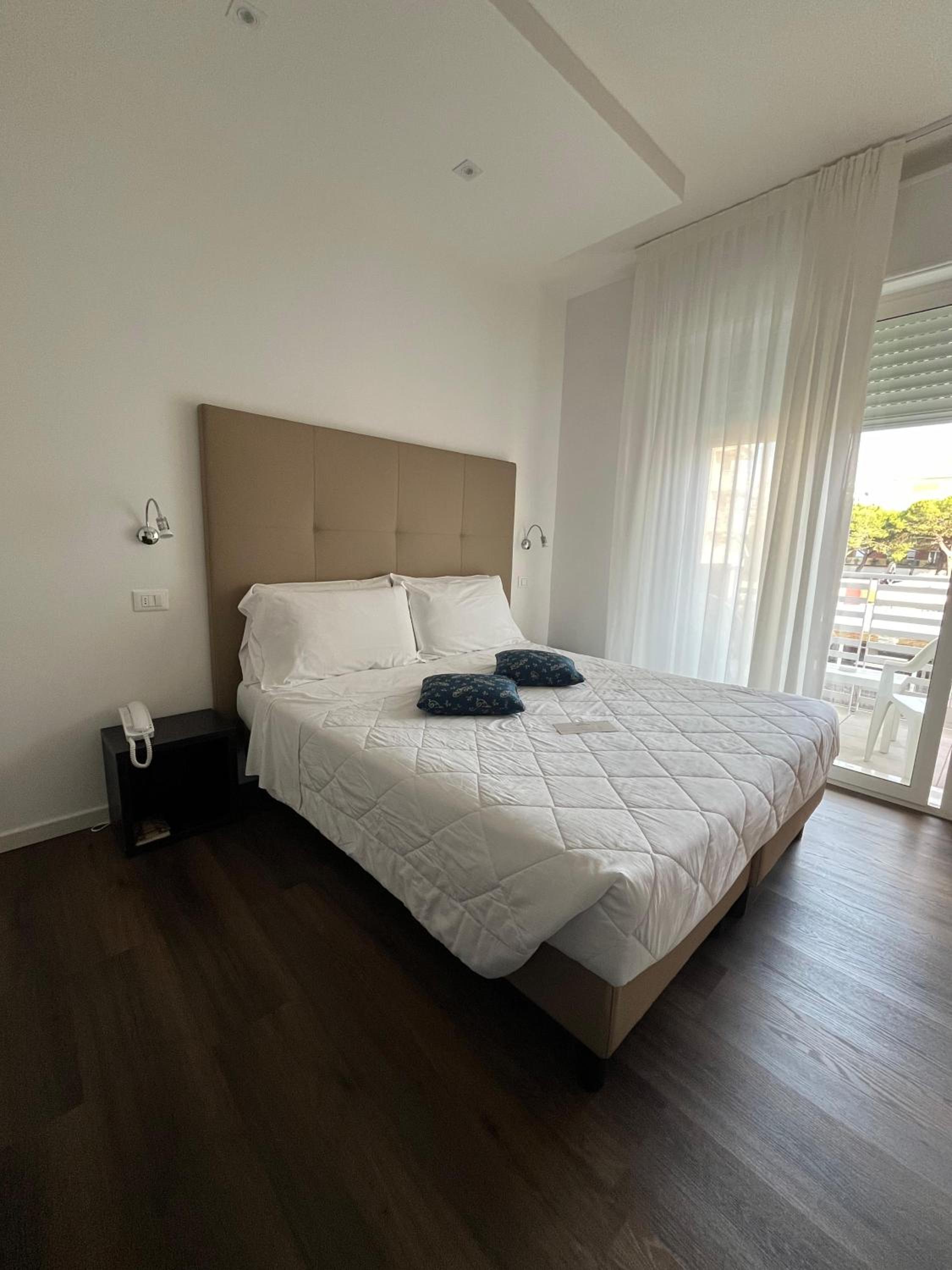 Economy, Double or Twin Bed