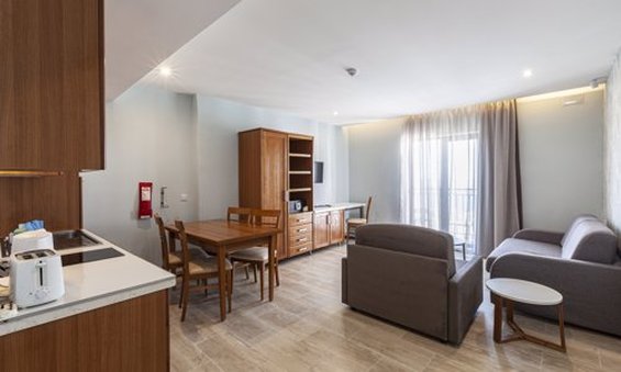 Pergola Hotel and Spa 60/64